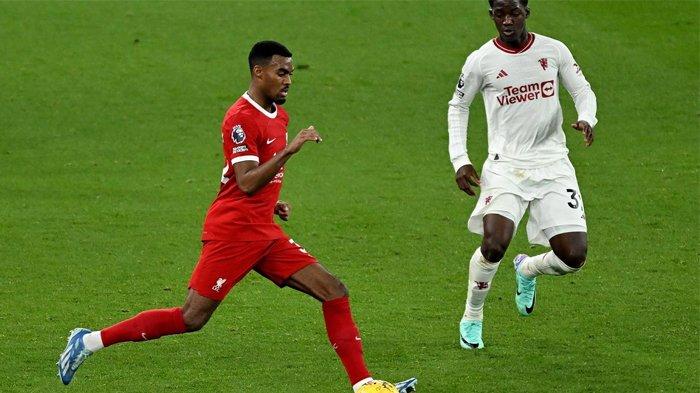Ryan Gravenberch saat berlaga di Nortwest Derby Liverpool vs Manchester United