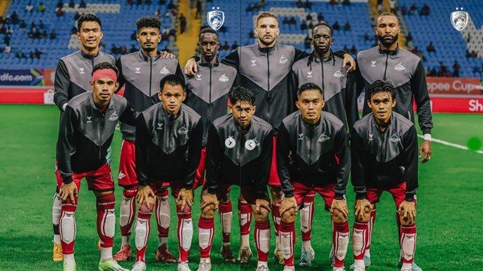 SKUAT PSM Makassar saat duel BG Pathum United. Dengan daftar pemain cedera di PSM Makassar yang jumlahnya nambah tentunya akan memaksa Bernardo Tavares putar otak jelang duel Persib Bandung di Liga 1.