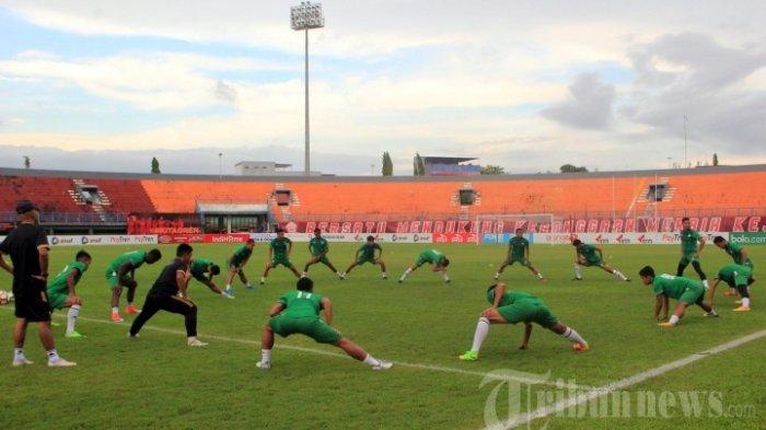 STADION SEGIRI SAMARINDA - Suasana di Stadion Segiri Samarinda, Kalimantan Timur saat diabadikan pada Kamis (31/5/2028). Manajemen PSM Makassar telah mengajukan surat penggunaan Stadion Segiri ke Pemerintah Kota Samarinda, Kalimantan Timur sebagai kandang saat jamu Persija Jakarta di pekan ke-24 Liga 1.