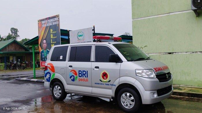Satu unit mobil ambulance yang diserahkan kepada kodim 0914/KTT dari BRI Tanjung Selor