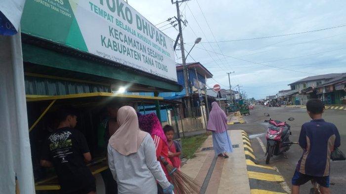 Baznas Tana Tidung Buka Gerobak Jum'at Berkah di Depan Toko Dhuafa, Jum'at (19/7/2024).