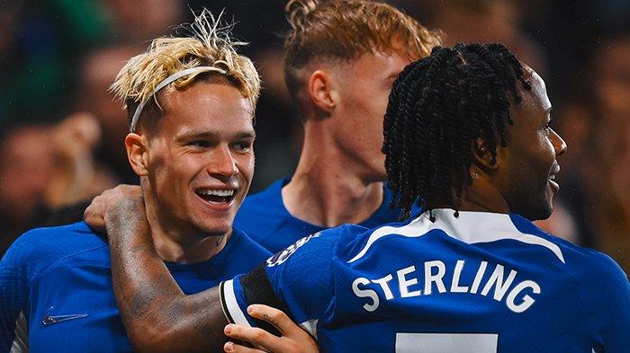 Selebrasi Mykhaylo Mudryk ketika mencetak gol pada laga Chelsea vs Arsenal pekan ke-9 Premier League, di Stadion Stamford Bridge, Minggu (22/10/2023).