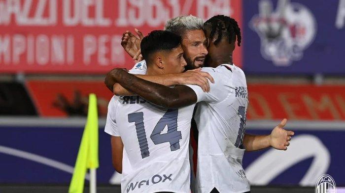 Selebrasi pemain AC Milan, Olivier Giroud, Tijjani Reijnders, dan Rafael Leao di pertandingan kontra Bologna pada pekan pertama Liga Italia Serie A 2023/2024.