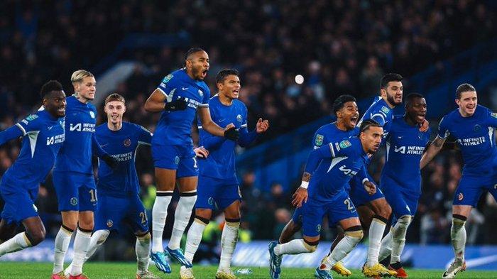 Selebrasi pemain Chelsea usai tundukan Newcastle United lewat adu penalti dan lolos ke semifinal Carabao Cup