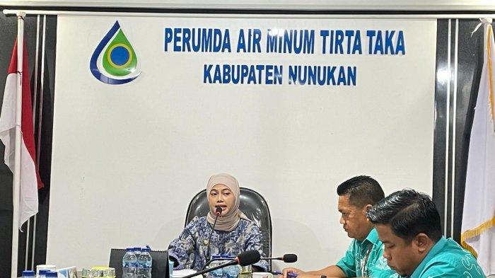 Bupati Nunukan Asmin Laura Sidak ke Perumda Air Minum Tirta Taka Nunukan, Kamis (29/02/2024), pagi