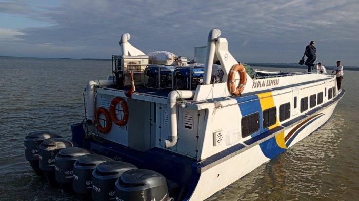 Speedboat reguler siap bertolak dari Pelabuhan PLBL Liem Hie Djung Nunukan, belum lama ini.