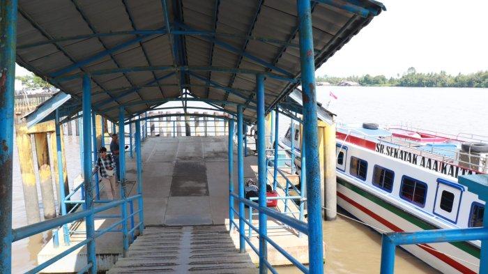 Aktivitas di Pelabuhan Kayan II, Tanjung Selor, Bulungan, Kalimantan Utara.