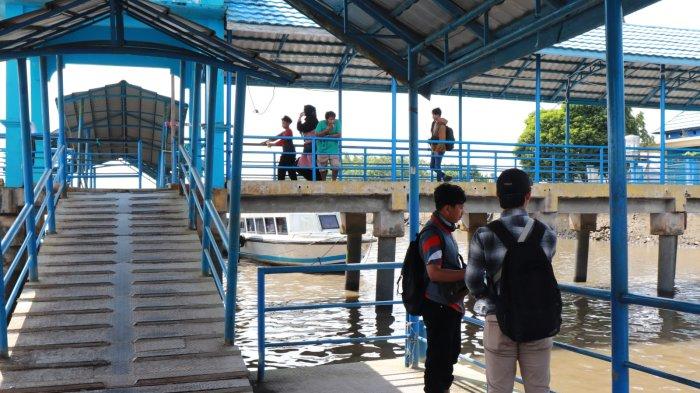 Aktivitas di Pelabuhan Kayan II, Tanjung Selor, Bulungan, Kalimantan Utara.