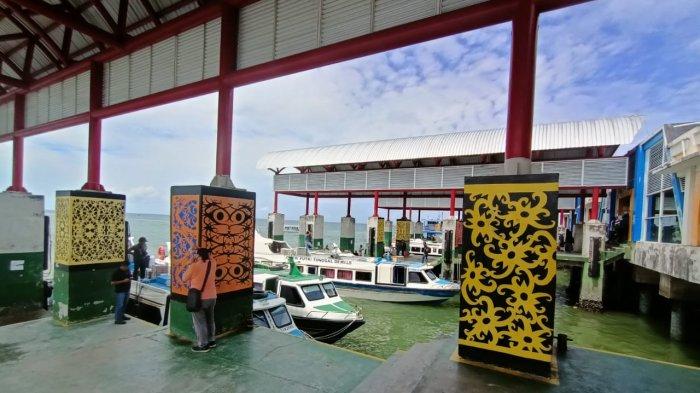 Aktivitas penumpang di Pelabuhan Tengkayu 1  Tarakan, Kalimantan Utara.