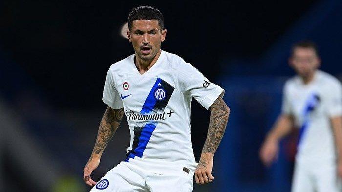 Stefano Sensi tampil pada laga pramusim Inter Milan vs Egnatia, di Stadion Paolo Mazza, Senin (14/8/2023).