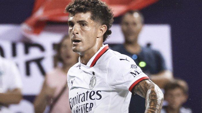 COMEBACK FANTASTIS - Striker AC Milan Christian Pulisic. Penyerang asal Amerika Serikat tersebut berhasil membawa Rossoneri melakukan comeback fantastis atas Lecce, 3-2, pada laga yang berlangsung di Stadion Via del Mare, Minggu (9/3/2025).