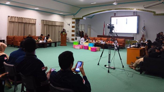 Suasana Rekapitulasi Hasil Perhitungan Suara Ditingkat Kabupaten Bulungan.