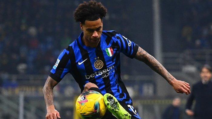 Aksi Tajon Buchanan pada pertandingan pekan 17 Liga Italia Serie A, antara Inter Milan vs Como, di Stadion Giuseppe Meazza, Selasa (24/12/2024)