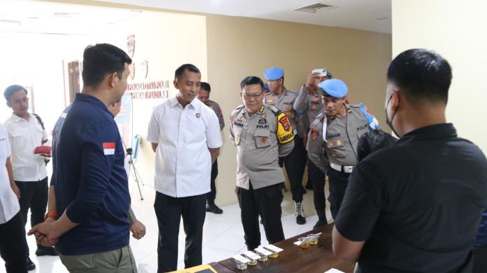 Tes urine di Polda Kaltara 02 23072025.jpg