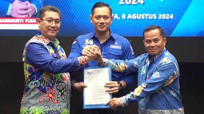 Penyerahan rekomendasi kepada Bakal Calon Gubernur dan Bakal Calon Wakil Gubernur Kaltara, Yansen TP - Suratno diserahkan langsung Ketua Umum Partai Demokrat Agus Harimurti Yudhoyono atau AHY, Kamis (8/8/2024). (YouTube /  Partai Demokrat)