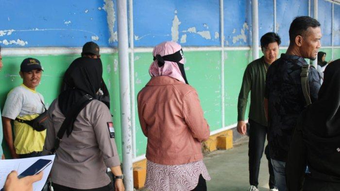 Seorang anak warga negara asing (WNA) asal Pakistan inisial A (17) dipulangkan oleh Imigrasi Nunukan pada Kamis (07/09/2023), pagi.