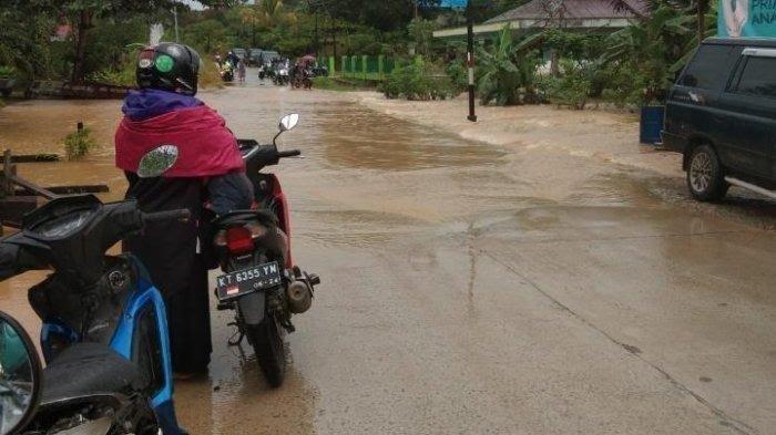 Banjir melanda wilayah Sepaku, Kabupaten Penajam Paser Utara (PPU) yang merupakan kawasan Ibu Kota Nusantara atau IKN Nusantara.