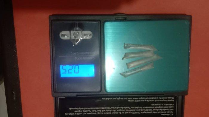 Barang bukti sabu yang diamankan Polsek Nunukan, dari tersangka AS (40) belum lama ini.