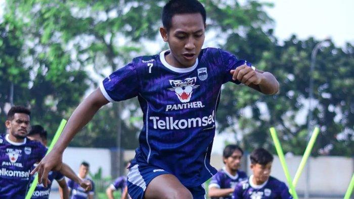 Jelang laga Persib Bandung vs Borneo FC di Liga 1, pilar Maung Bandung yakni Beckham Putra Nugraha percaya diri atau pede bisa libas pasukan Pieter Huistra di Stadion Gelora Bandung Lautan Api atau GBLA.