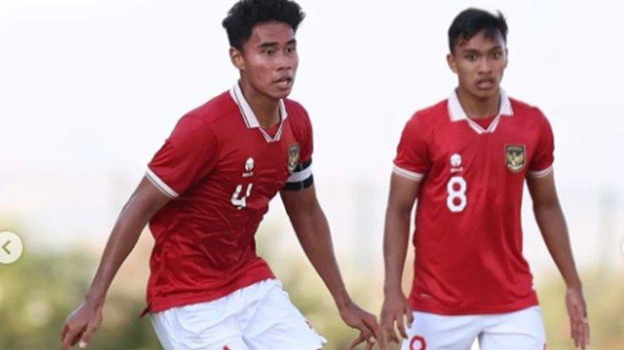 FOTO Muhammad Ferarri (kiri) bek Persija dipanggil bela Timnas Indonesia di Piala AFF.