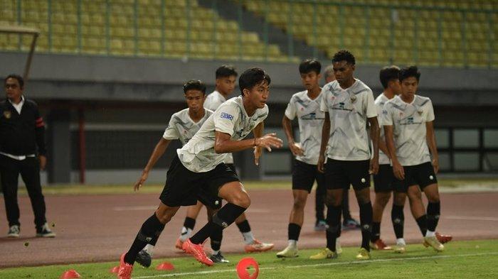 Penggawa Timnas Indonesia U17 tengah latihan jelang Piala Dunia U17.