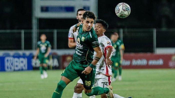 Pemain Persebaya Surabaya, Bruno Moreira. (Instagram / @officialpersebaya)