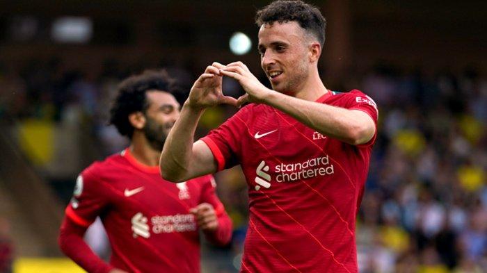 Selebrasi Diogo Jota saat mencetak gol pada laga Liverpool vs Burnley di Liga Inggris, Sabtu (21/8/2021). (Twitter / @Squawka)