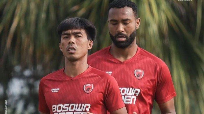 Foto Erwin Gutawa dan Yuran Fernandes (belakang).