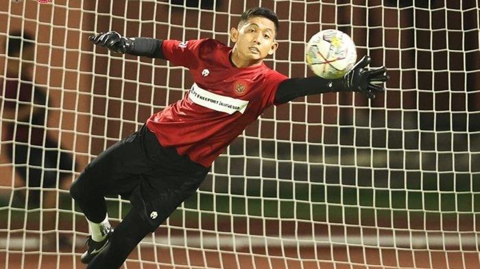FOTO Kiper PSM Makassar Reza Arya Pratama di sela latihan Timnas Indonesia. 