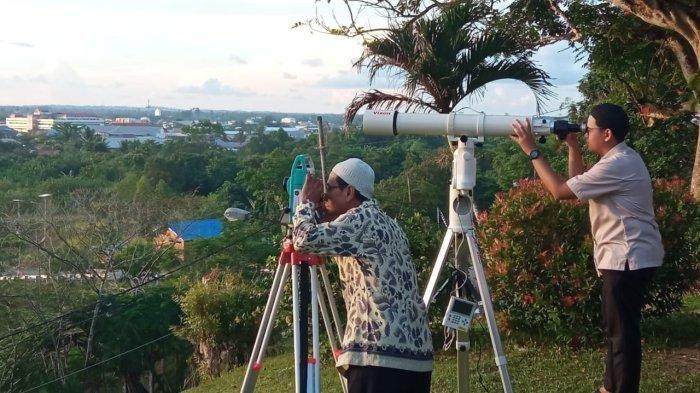 Ilustrasi rukyatul hilal di Gunung KNPI Tanjung Selor.