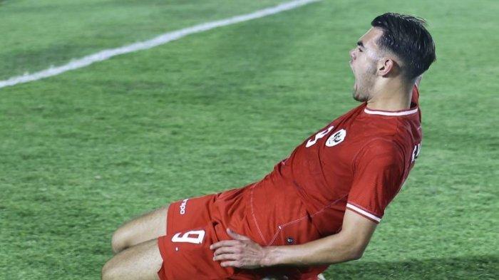 FOTO Jens Raven. Akhirnya terjawab penyebab Jens Raven menghilang saat Timnas Indonesia U20 besutan Indra Sjafri dilibas Yordania dalam laga perdana Mandiri U-20 Challenge Series 2025.
