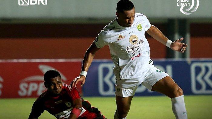 Jose Wilkson (kanan) saat laga Liga 1