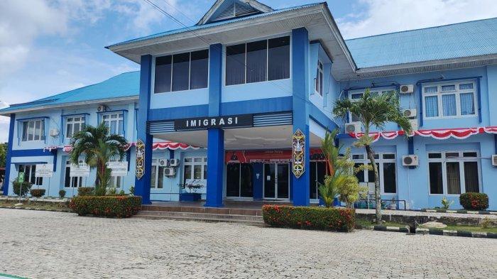 Kantor Imigrasi Kelas II TPI Nunukan yang berada di wilayah Kecamatan Nunukan Selatan.