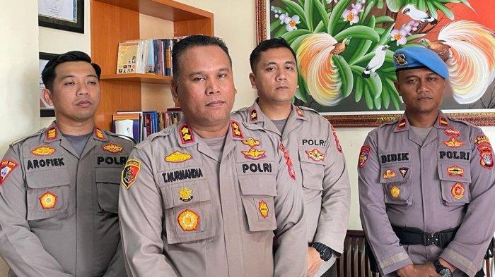 Kapolres Nunukan AKBP Taufik Nurmandia (depan) beserta jajaran.