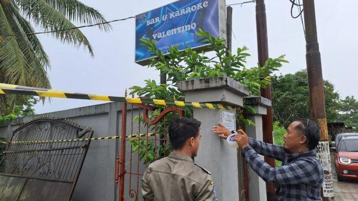 Tempat hiburan malam di Jl Jambu Tanjung Selor, yang mulai hari ini disegel Satpol PP.