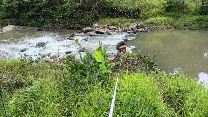 Proyek pembangunan jaringan daerah irigasi di Desa Lembudud, Kecamatan Krayan, yang belum selesai.
