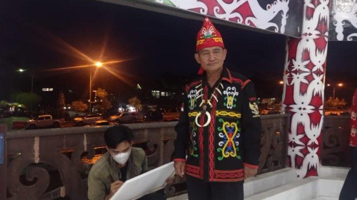 Ketua Adat Dayak Lundayeh Kabupaten Malinau, Paulus Belapang saat ditemui di sela-sela acara Festival Seni dan Budaya Dayak Lundayeh Kabupaten Malinau, Provinsi Kalimantan Utara, Senin (21/2/2022) malam.