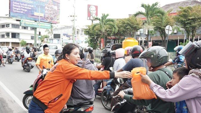 Tim Relawan AK24 usung Ketua PDK Kosgoro 1957 Kaltara, Andravirti Karita jadi calon Gubernur  maj di Pilkada Kaltara. 