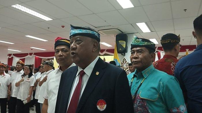 Ketua Umum KONI Marciano Norman, Gubernur Kaltara Zainal Paliwang dan Ketua KONI Kaltara M. Nasir usai pengurus KONI Kaltara periode 2023-2027, di Tanjung Selor, Bulungan, Kaltara, Selasa (27/6/2023) malam.