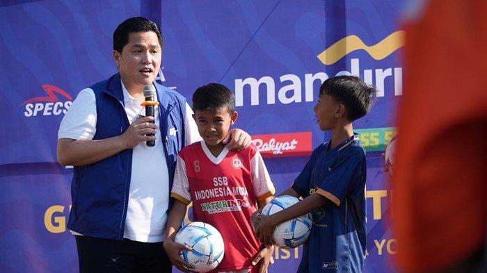 Dalam kunjungan ke Yogyakarta, Ketua Umum PSSI Erick Thohir turut semangati pemain bola muda, termasuk menyinggung soal gelaran Piala Dunia U17.
