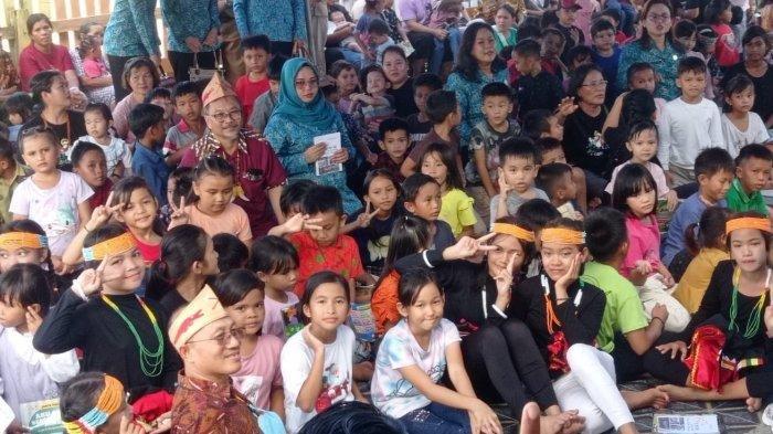 i

Kegiatan komunitas dan taman baca masyarakat di Kabupaten Malinau, Kalimantan Utara, beberapa waktu lalu.