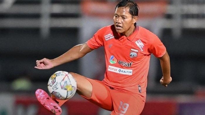 FOTO Adam Alis eks Borneo FC yang kini gabung Persib Bandung diragukan main di Piala Presiden malam ini.