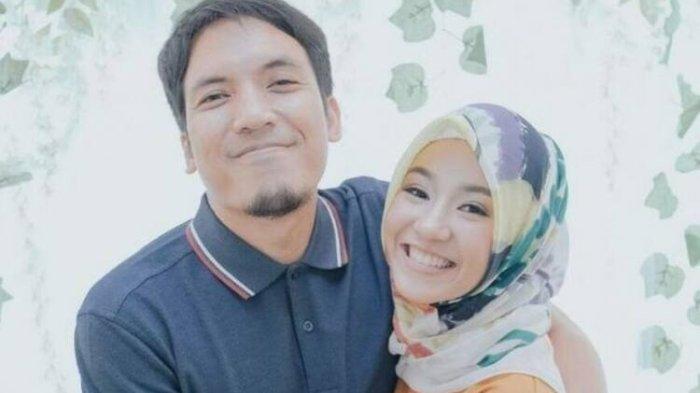 Desta Mahendra dan Natasha Rizky Masih bareng urus anak emski sudah resmi bercerai (Instagram/@natasharizkynew)