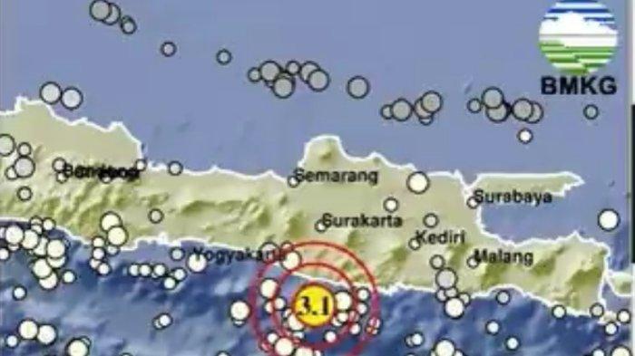 Gempa bumi mengguncang kawasan Pacitan, Jawa Timur pada Jumat (13/10/2023) pagi ini sekitar pukul 04:08:42 WIB.