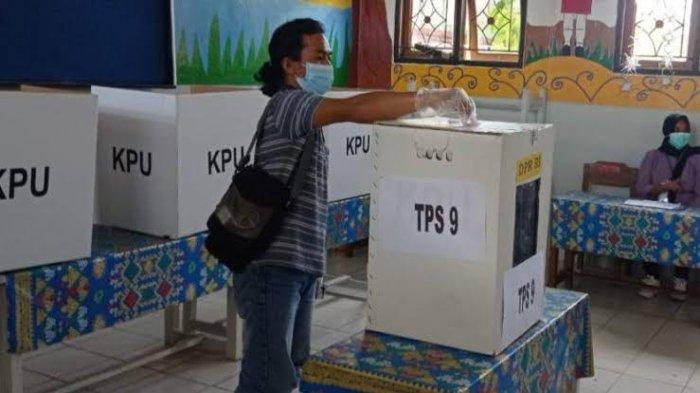 Proses pemungutan dan perhitungan suara pada Pilkada Malinau 2020 di Malinau Kota Kabupaten Malinau Kalimantan Utara, beberapa waktu lalu.