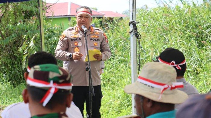 Penanaman pohon oleh Kapolresta Bulungan Kombes Pol Agus Nugraha dan jajarannya, Rabu (23/08/2023).