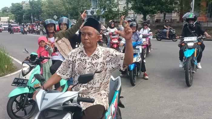 Tepat pukul 14.00 WITA, ratusan relawan pendukung Andi Sulaiman menamakan diri Tim Relawan Sahabat Sulaiman (Batman) menyambangi sekretariat PKB yang ada di Kota Tarakan, Sabtu (27/4/2024). TRIBUNKALTARA.COM/ANDI PAUSIAH