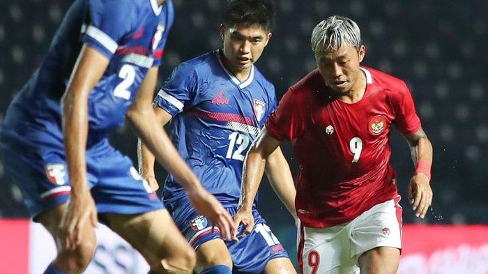 Penyerang Timnas Indonesia, Kushedya Hari Yudo (kanan). (Instagram / @pssi)