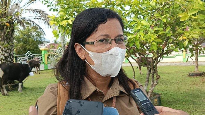 Medik Veteriner Bidang Peternakan dan Kesehatan hewan Dinas Pertanian Malinau, drh Roselia Augusta Da Silva Cardoso saat ditemui di halaman Masjid Agung Malinau, Kalimantan Utara, Rabu (28/6/2023).