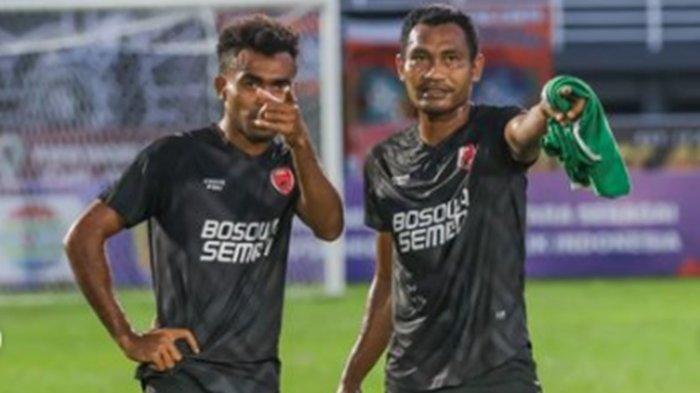 Safruddin Tahar (kanan) di sela latihan PSM Makassar belum lama ini. Safrudin Tahar merupakan pemain yang dua musim terakhir jadi andalan PSM Makassar di Liga 1, namun kini gabung Malut United jelang bursa transfer Liga 1 resmi dibuka.
